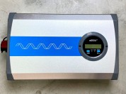 Měnič napětí EPever IPower Plus 2000W 12V